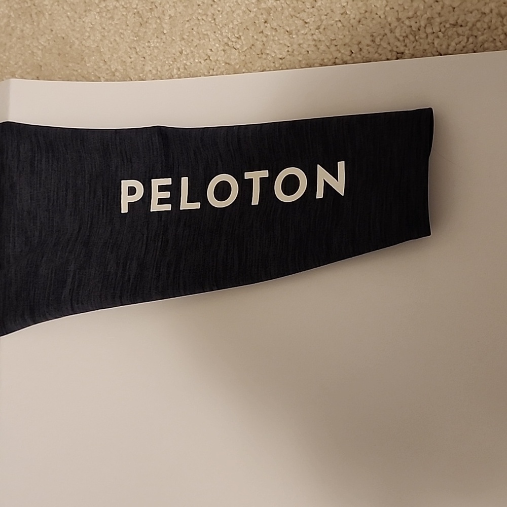 Nike Dry Fit Peloton Workout Leggings Size Small - Picture 2 of 8